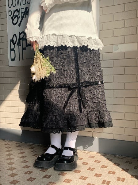 [$39.99]Plus Size Twinkle Star Ruffled Hemline Black Skirt